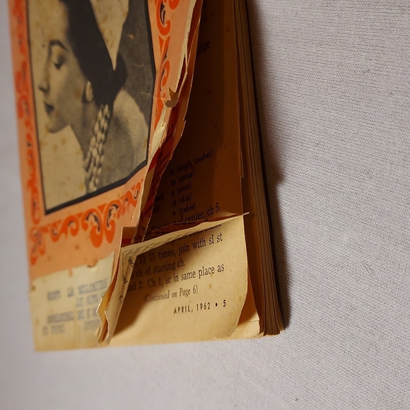 1962 Vintage "The Workbasket" Number 7 Volume 27 April 1962 - Picture 11 of 12